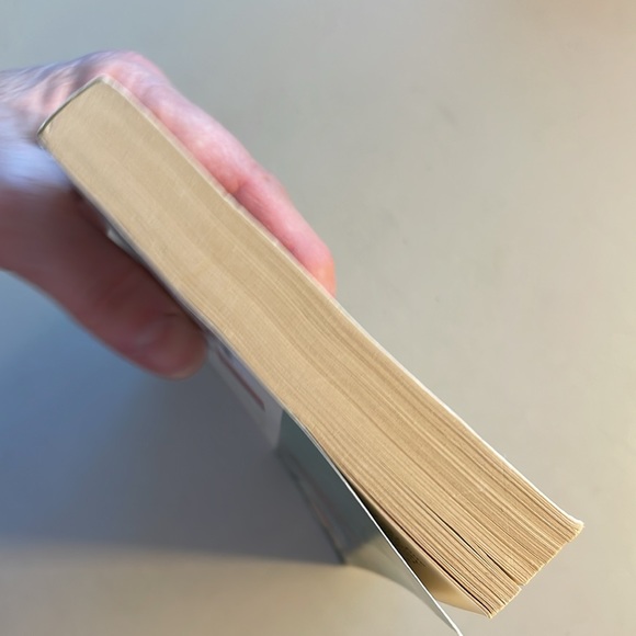 🌈2/$8  The World According to Bertie #4 in the 44 Scotland Street Series - Picture 6 of 12